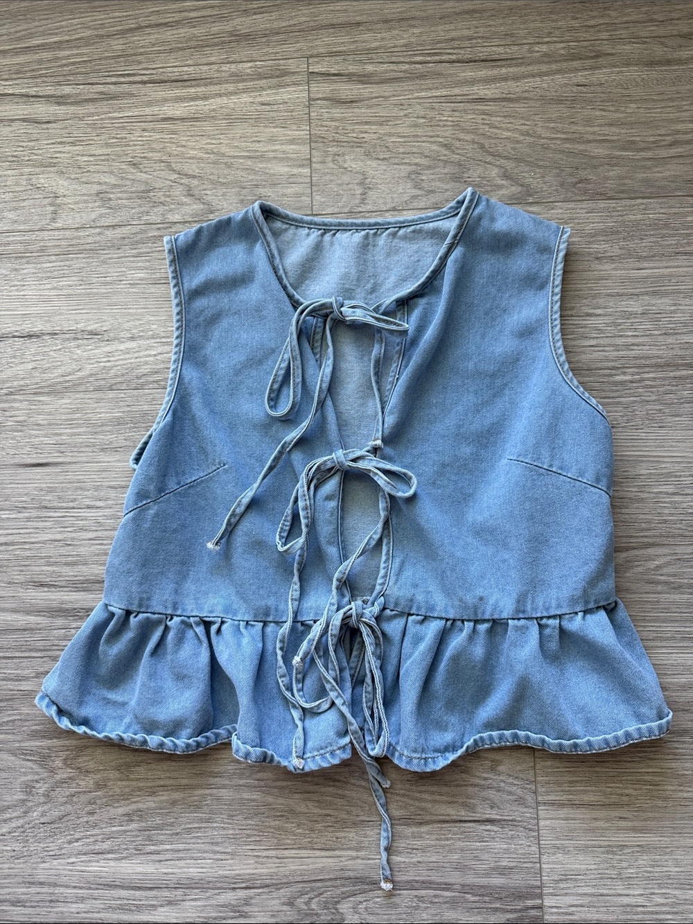 Light Denim Tie-Front Peplum Top Size M